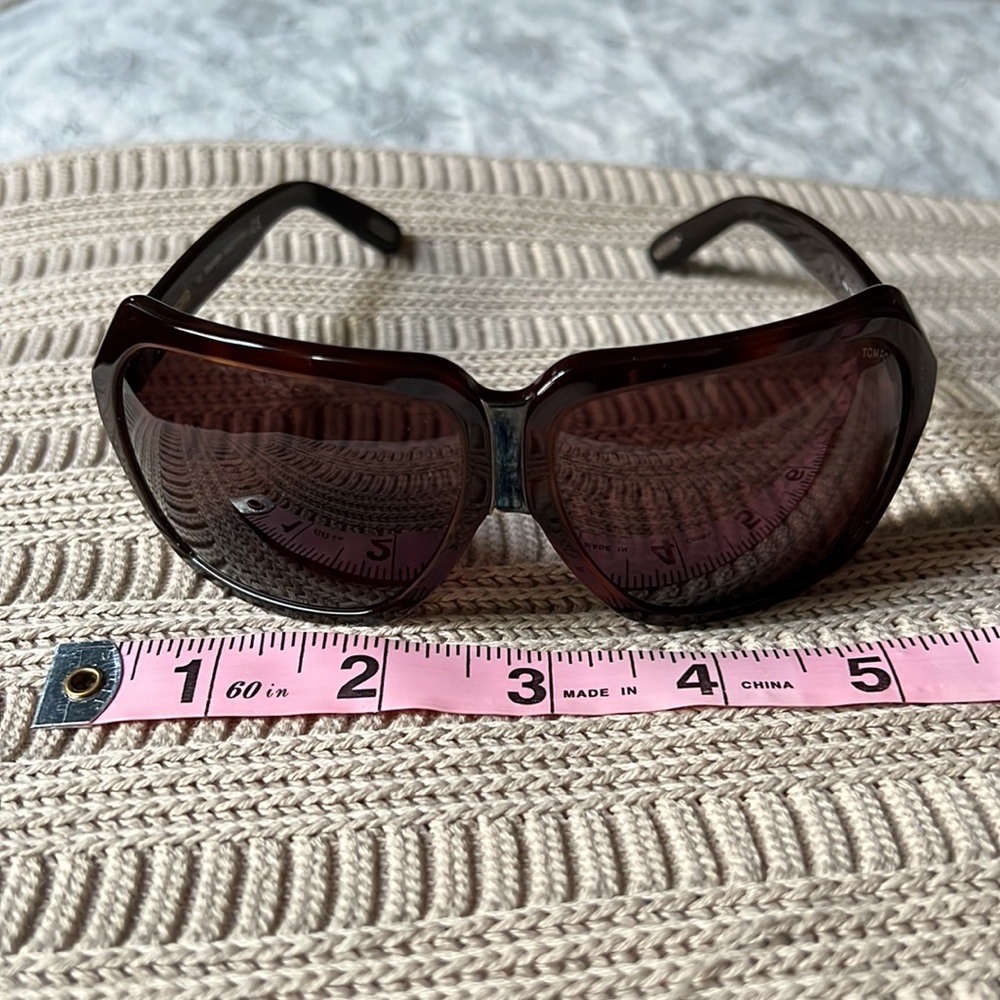 Tom Ford vintage brown tortoise sunglasses - Picture 11 of 12